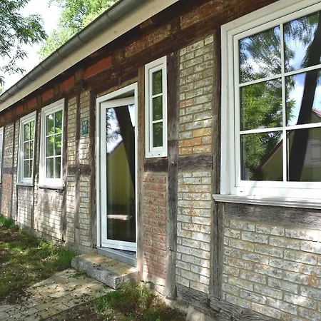 Semesterbostad Reihenhaus Am Gardersee Garden